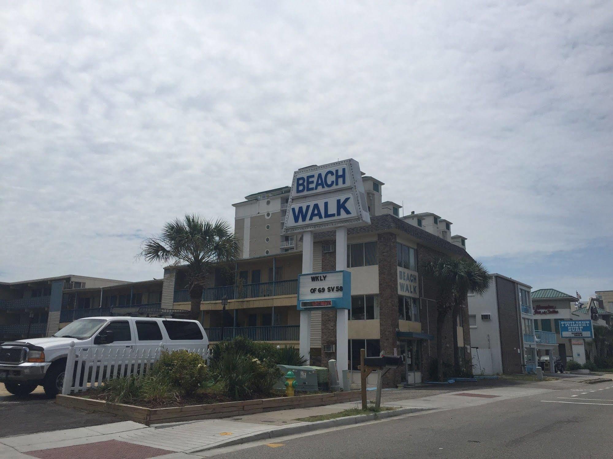 ホテルBeach Walk マートルビーチ エクステリア 写真